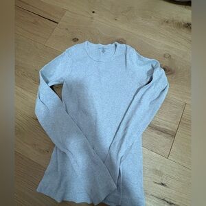 Brandy Melville Light Gray Long Sleeve Top